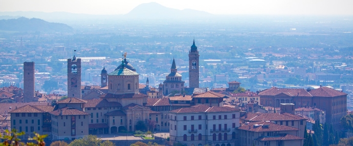 Het Italiaanse Bergamo; een prachtige stad aan de uitlopers van de Orobische Alpen