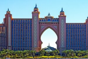 Luxe, bijzondere en betaalbare hotels in Dubai: overnachten op stand