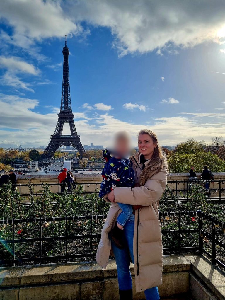 Sharon Oldenburg van Slangen Reizen in Parijs